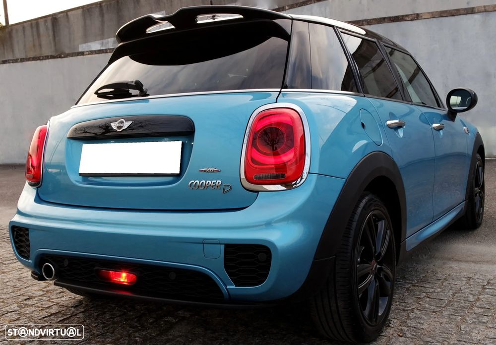 MINI 5 Portas Cooper D 4Business - 26