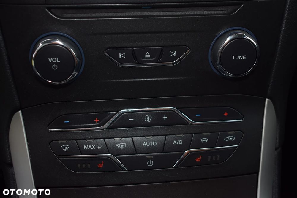 Ford S-Max 1.5 EcoBoost Titanium - 29