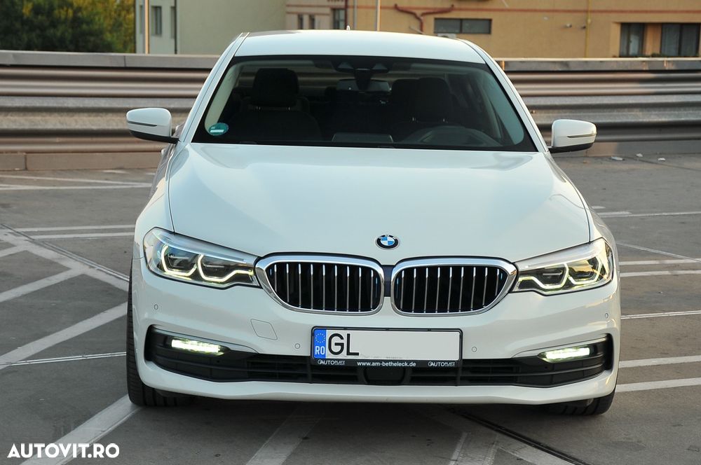 BMW Seria 5 530e iPerformance Aut. - 1