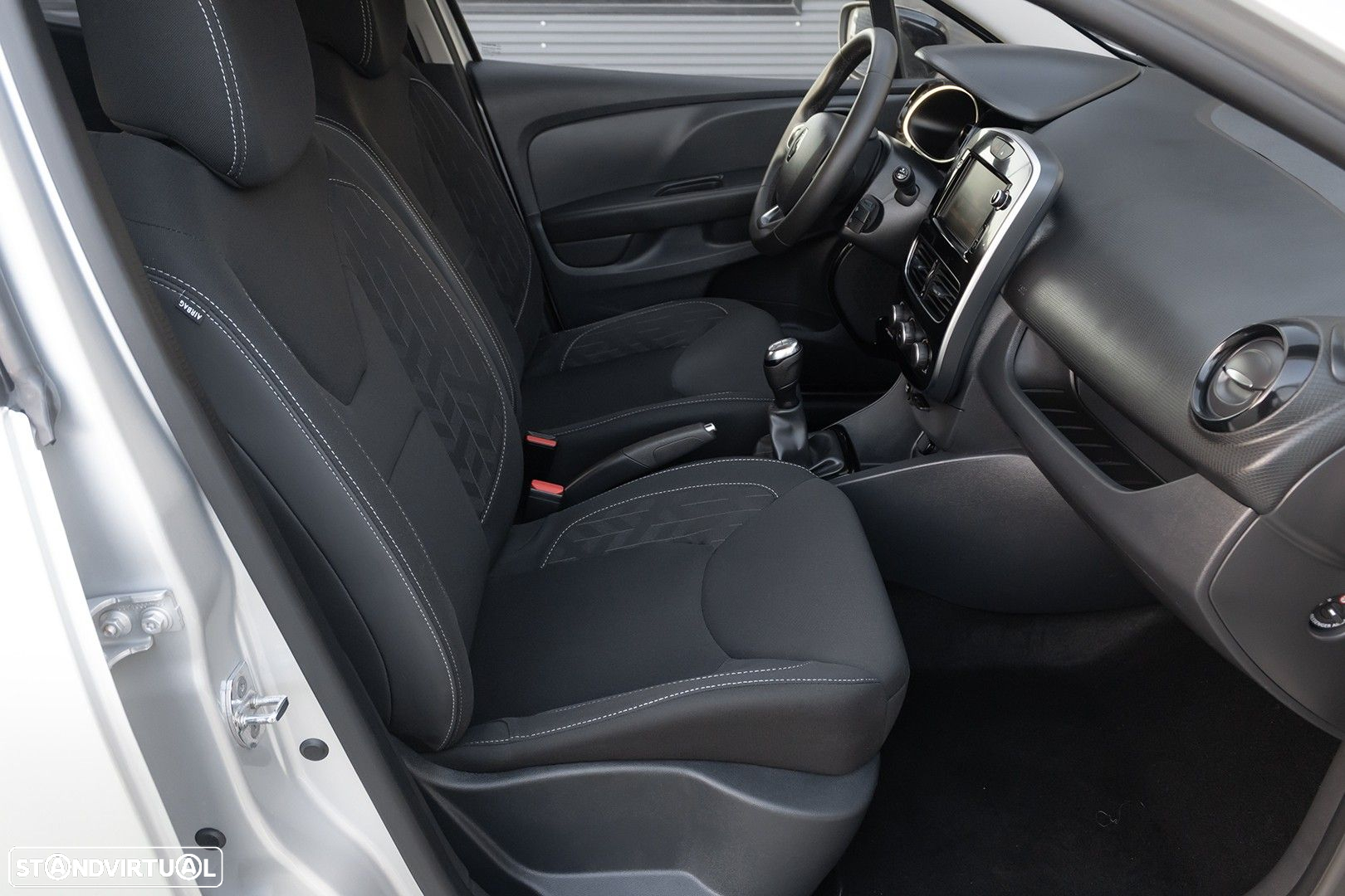 Renault Clio 1.5 dCi Limited - 20