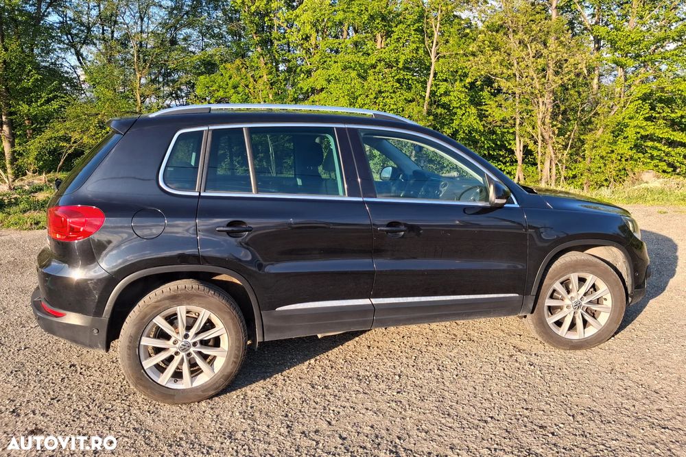 Volkswagen Tiguan 2.0 TDI 4Motion DSG Sport & Style - 3