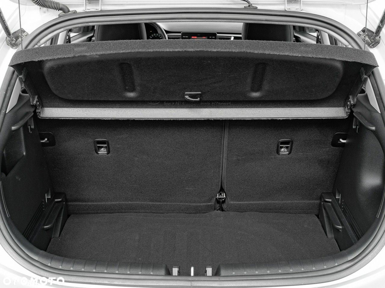 Kia Rio 1.2 M - 27