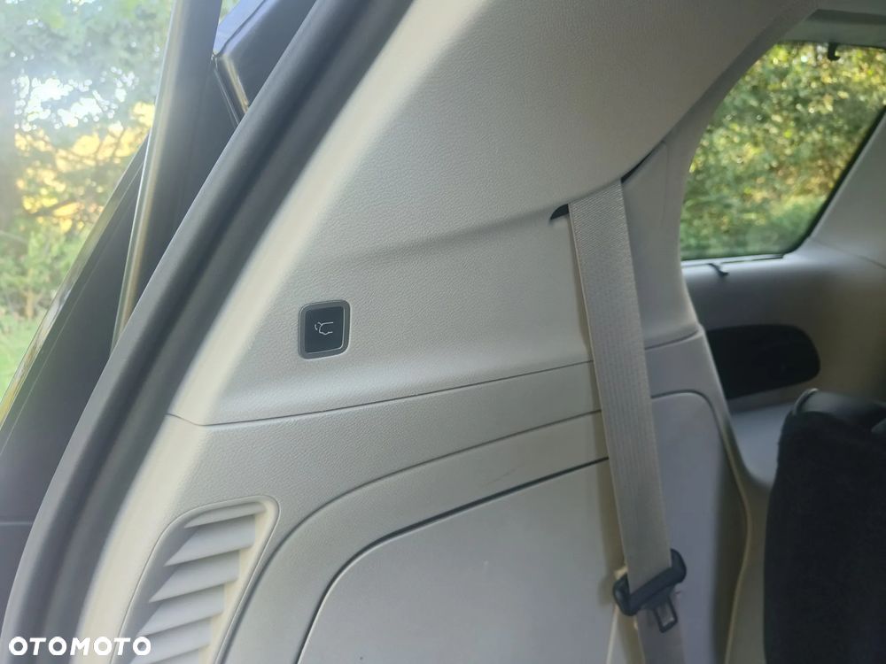 Chrysler Pacifica - 13