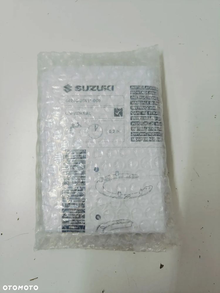 Pierścień Pod Tank Bag Suzuki - 1