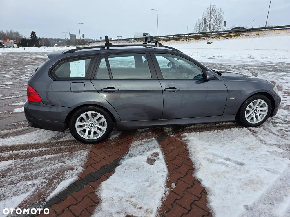 BMW Seria 3 318d DPF - 6