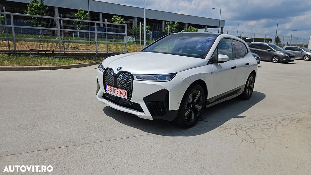BMW iX M60 - 2