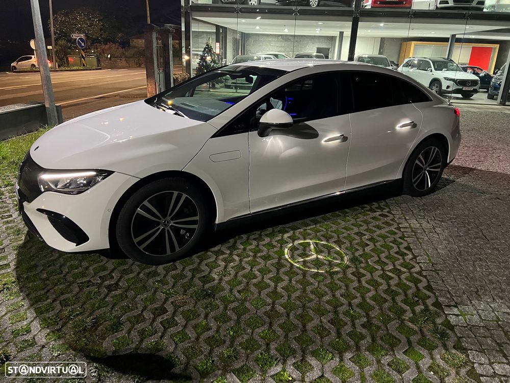 Mercedes-Benz EQE 300 Electric Art - 4