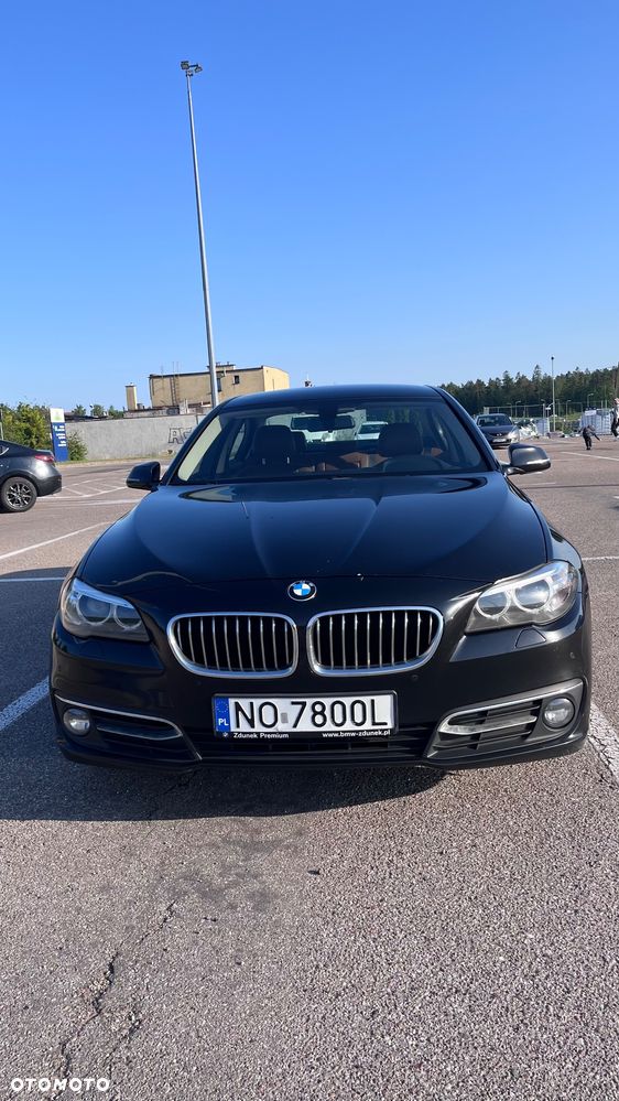 BMW Seria 5 520d xDrive Luxury Line - 9