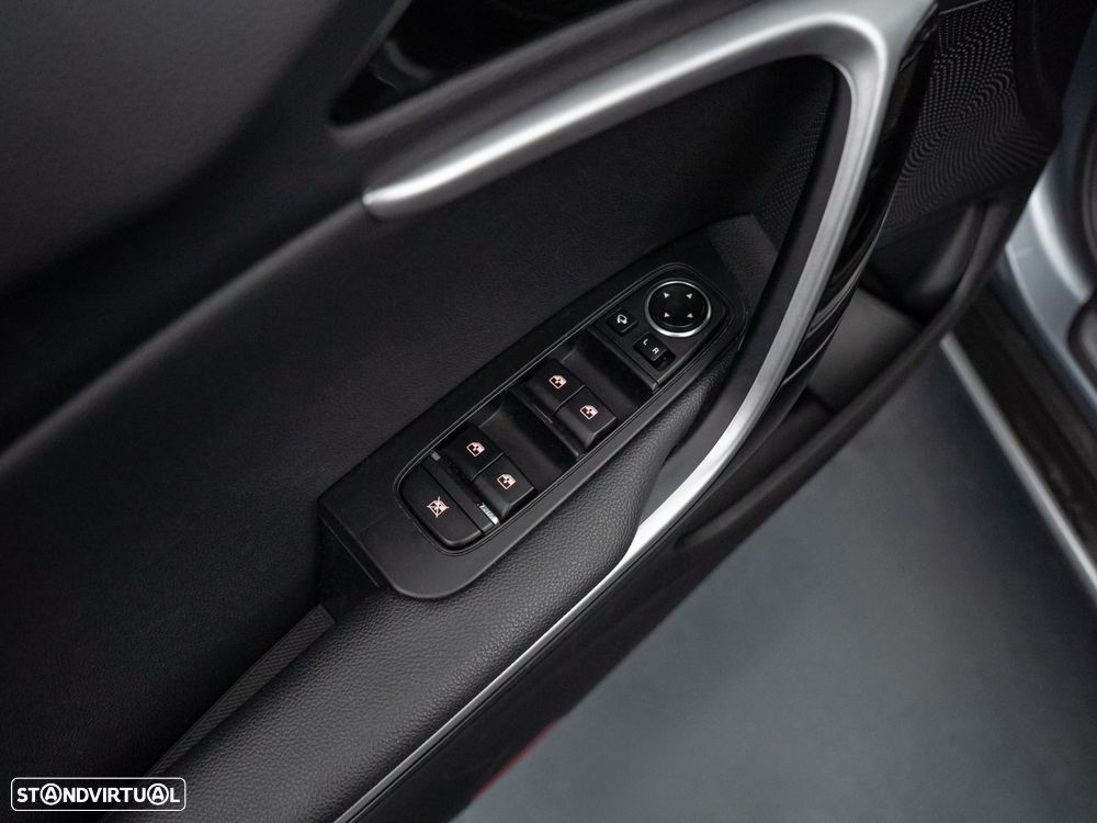 Kia XCeed 1.6 GDi PHEV Tech - 19