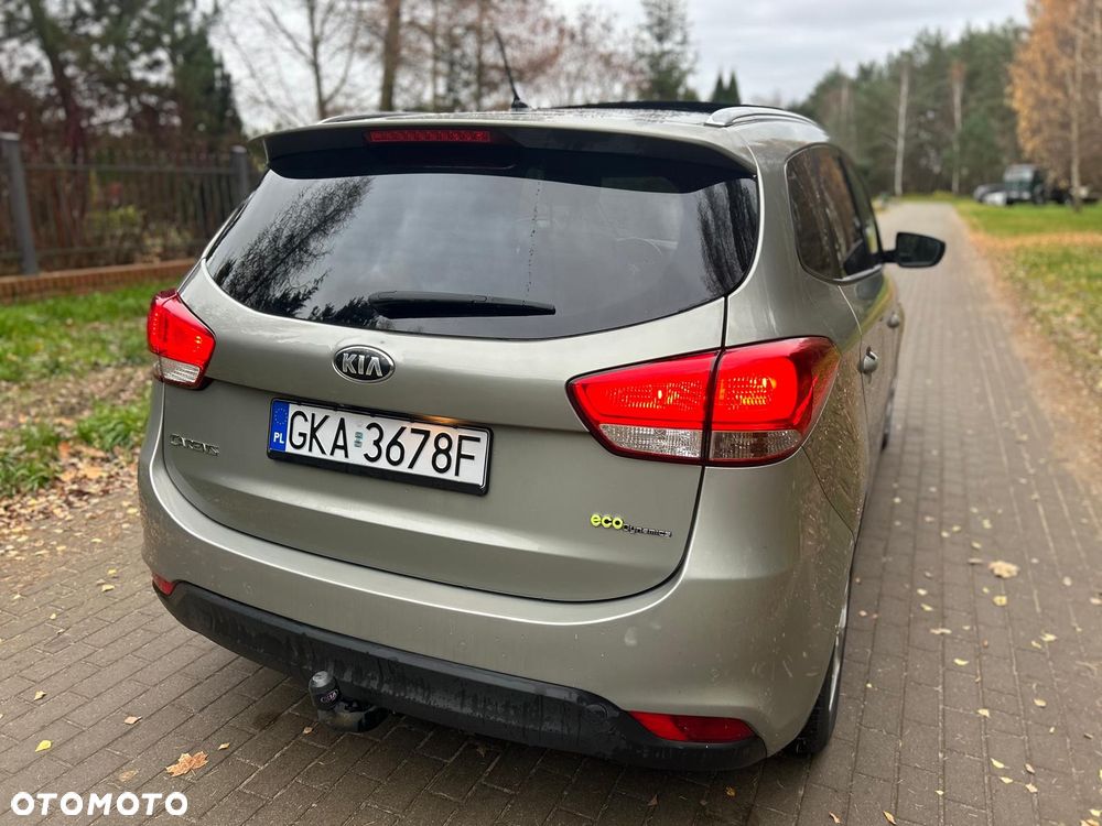 Kia Carens 1.7 CRDi L 7os - 5