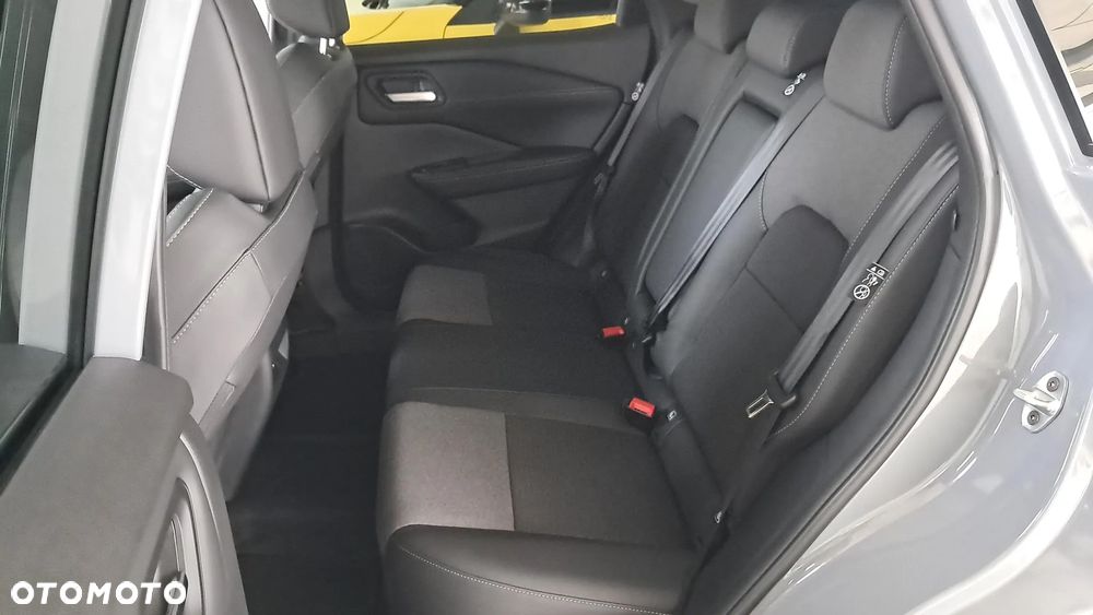 Nissan Qashqai 1.3 DIG-T MHEV N-Connecta Xtronic - 15