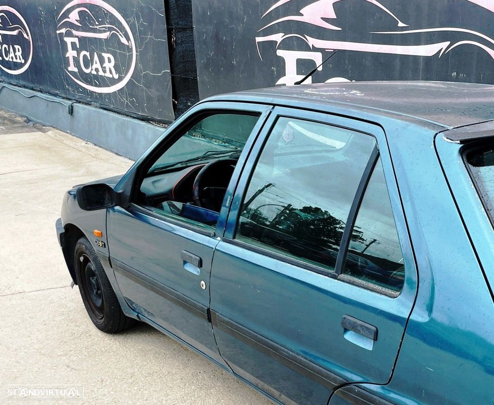Peugeot 106 1.1 Color Line - 15