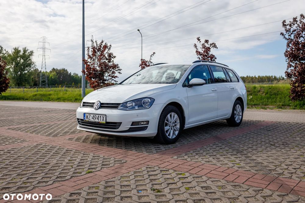 Volkswagen Golf - 2