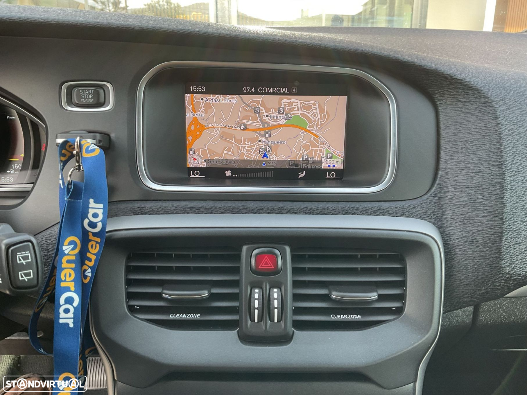 Volvo V40 2.0 D2 Momentum Geartronic - 28