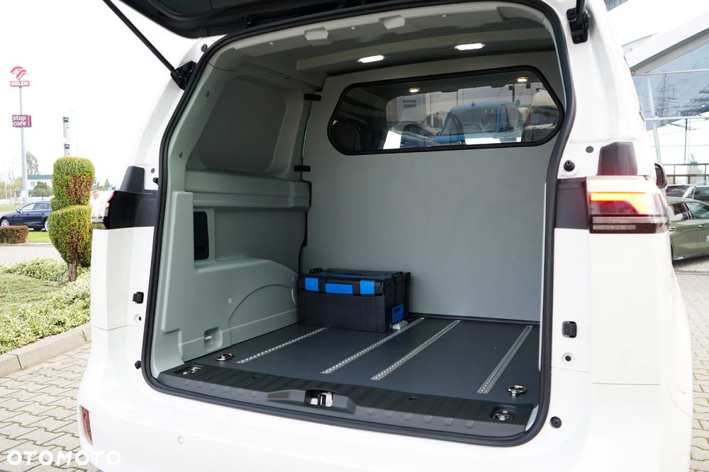 Volkswagen ID BUZZ - 17