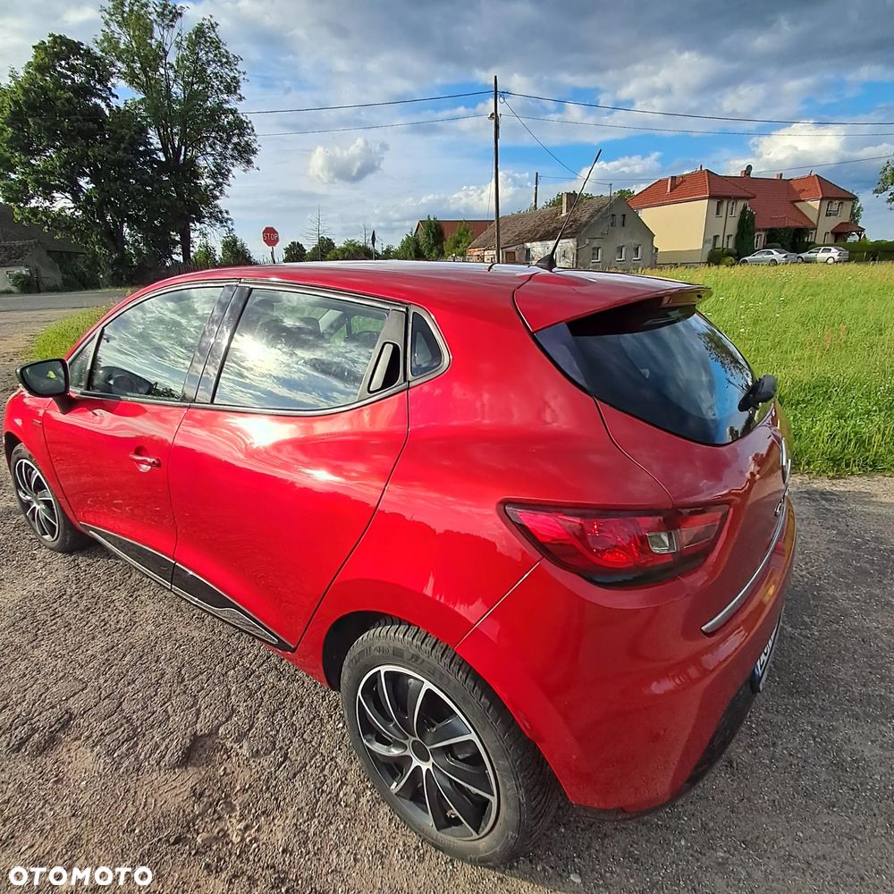 Renault Clio - 1