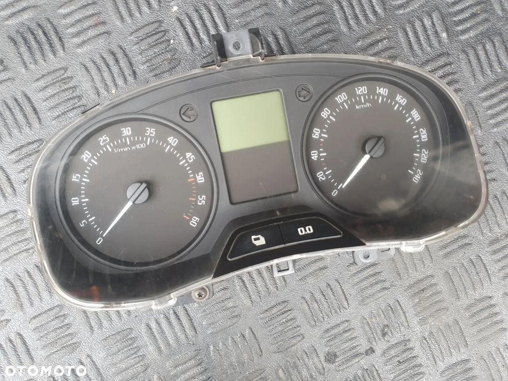 SKODA FABIA II 1.6TDI 10-14 LIFT ZEGARY LICZNIK 5J0920800J EUROPA - 1