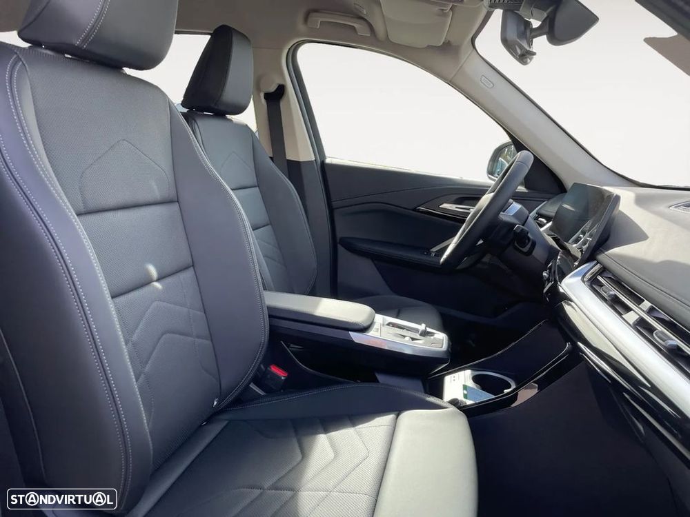 BMW iX1 eDrive20 - 14