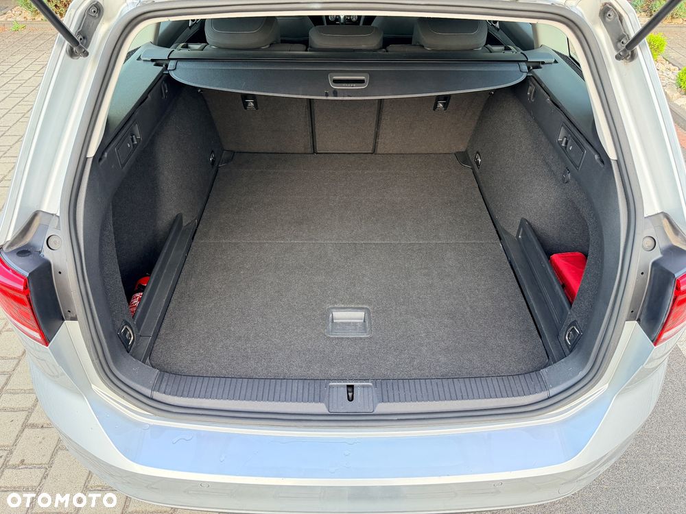 Volkswagen Passat Variant 2.0 TDI EVO Business DSG - 18