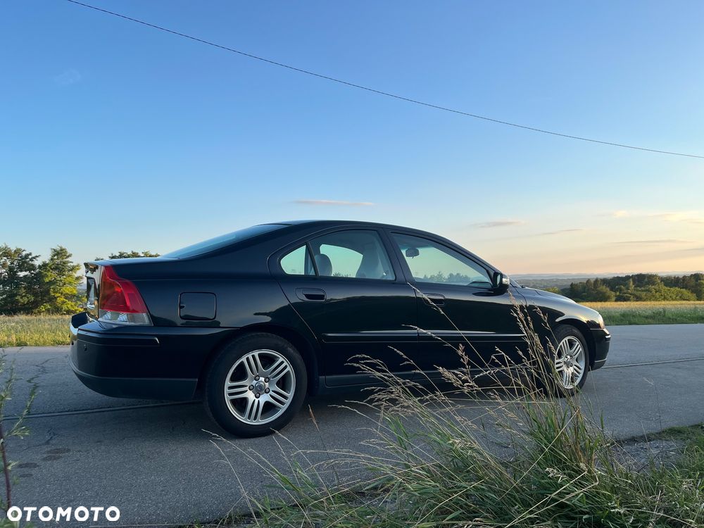 Volvo S60 2.4D Rubin - 6