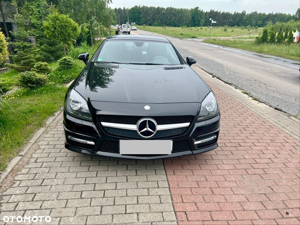 Mercedes-Benz SLK 200 (BlueEFFICIENCY) 7G-TRONIC - 1
