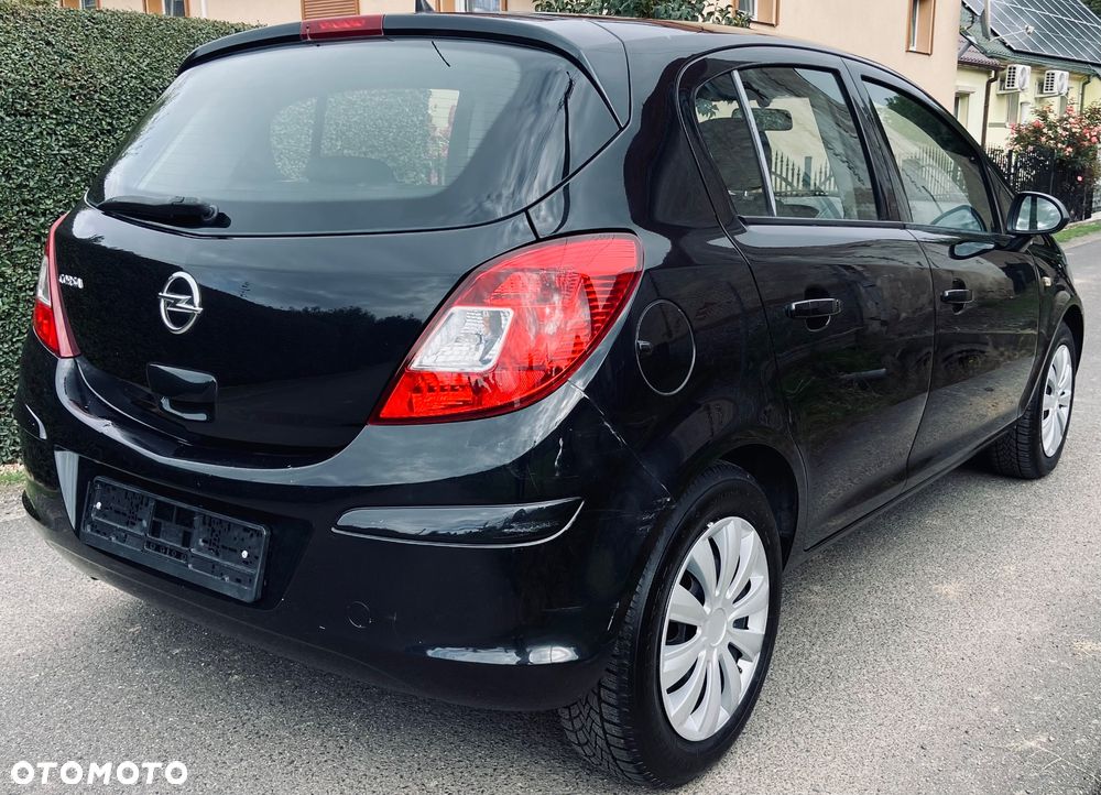 Opel Corsa - 4