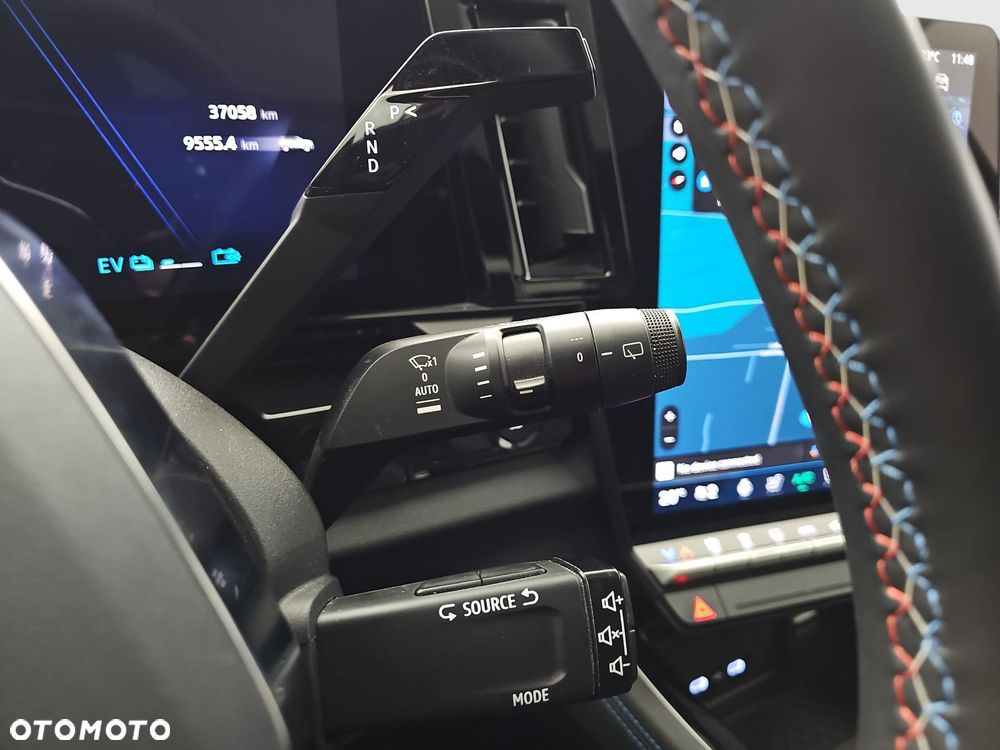 Renault Austral 1.2 E-Tech Full Hybrid 200 Esprit Alpine MMT - 17