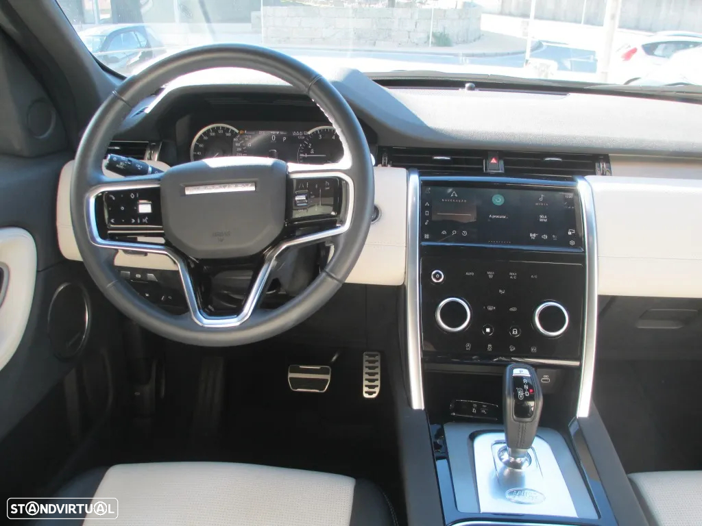 Land Rover Discovery Sport 1.5 I3 P300e AWD R-Dynamic S - 14