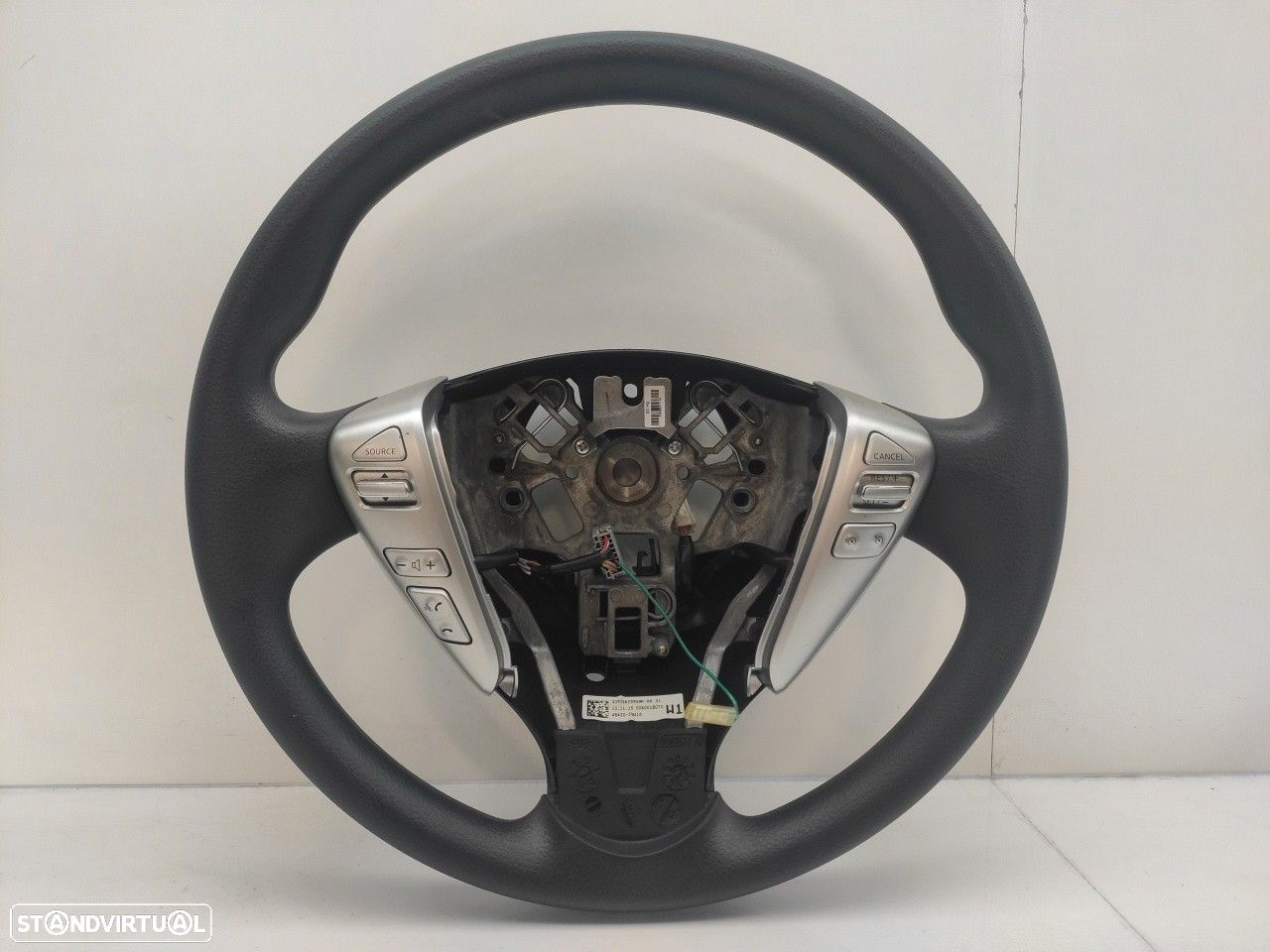 Volante de direção NISSAN Note (E12) - 1