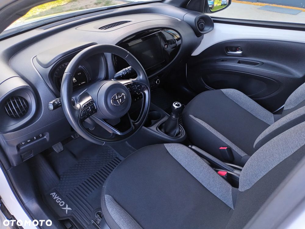 Toyota Aygo X Limited - 5