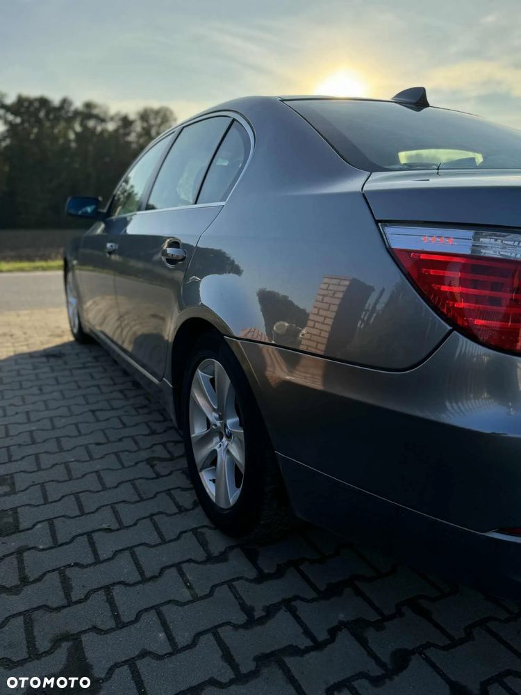 BMW Seria 5 520d Touring - 23