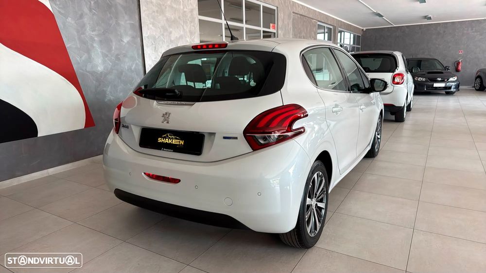 Peugeot 208 PureTech 82 Start & Stop Allure - 3