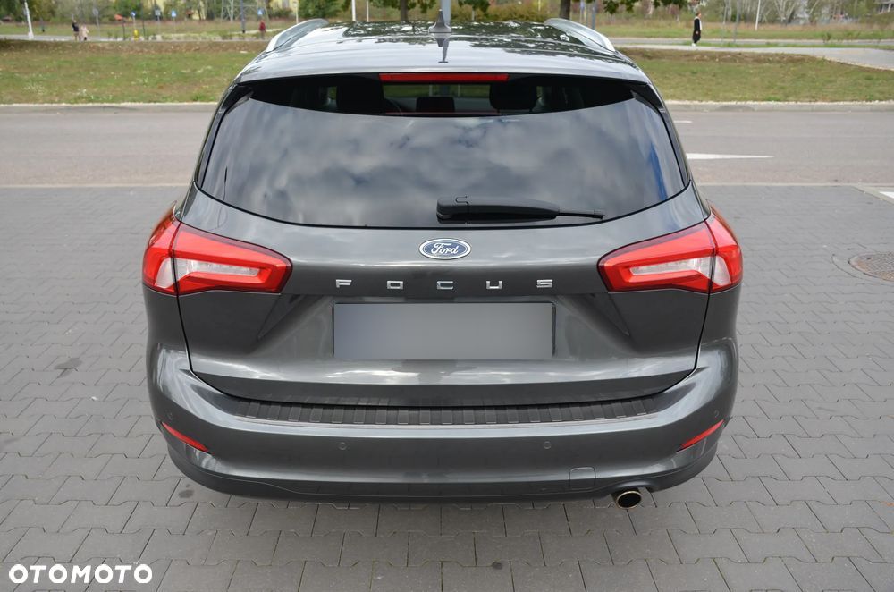 Ford Focus 2.0 EcoBlue Titanium - 6