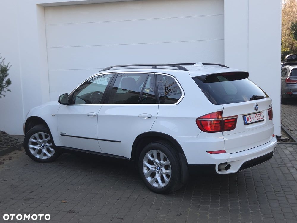 BMW X5 xDrive35i Edition Exclusive - 12