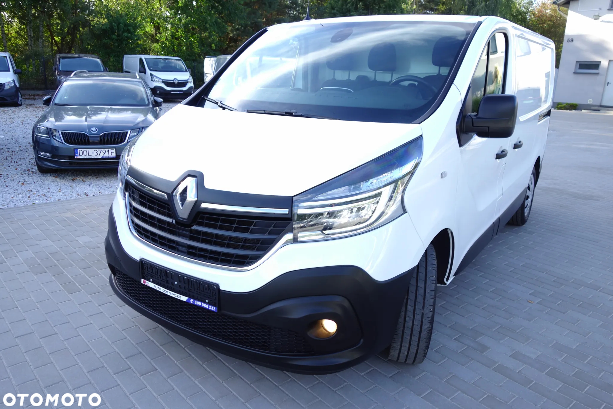 Renault Trafic 2.0 Dci 120 KM L1H1  Zabudowa Klima Webasto 2 x Drzwi Boczne - 23