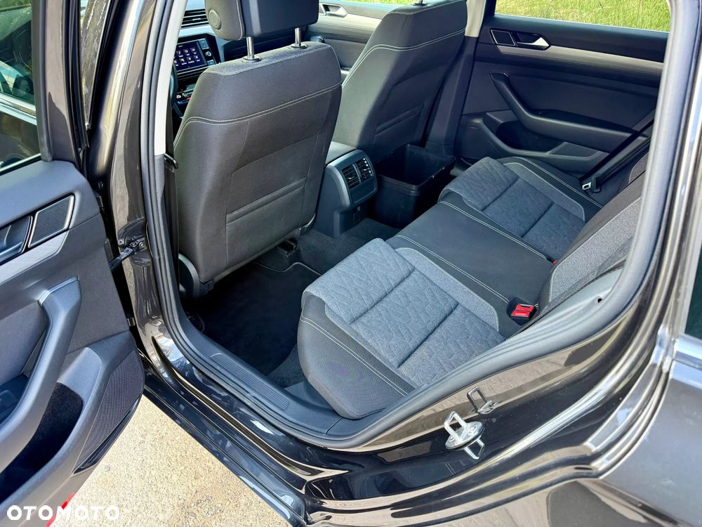 Volkswagen Passat 2.0 TDI EVO Business DSG - 10