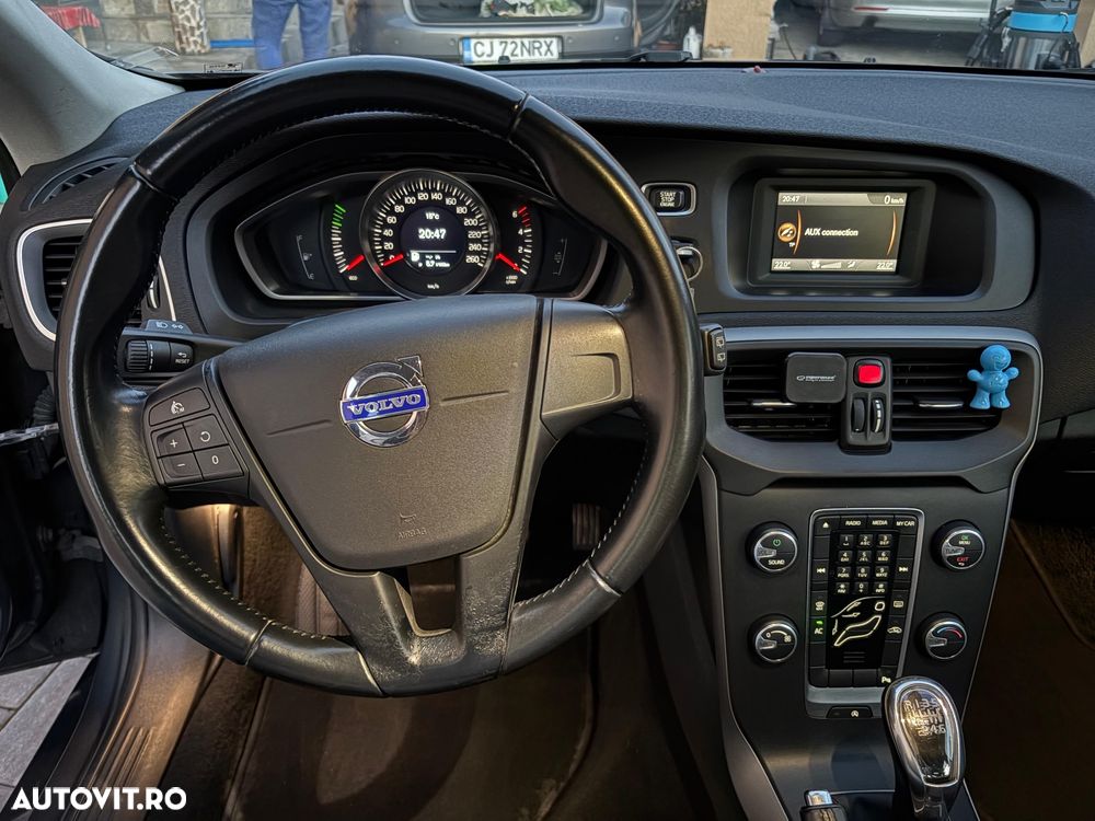 Volvo V40 D2 ECO Basic - 10