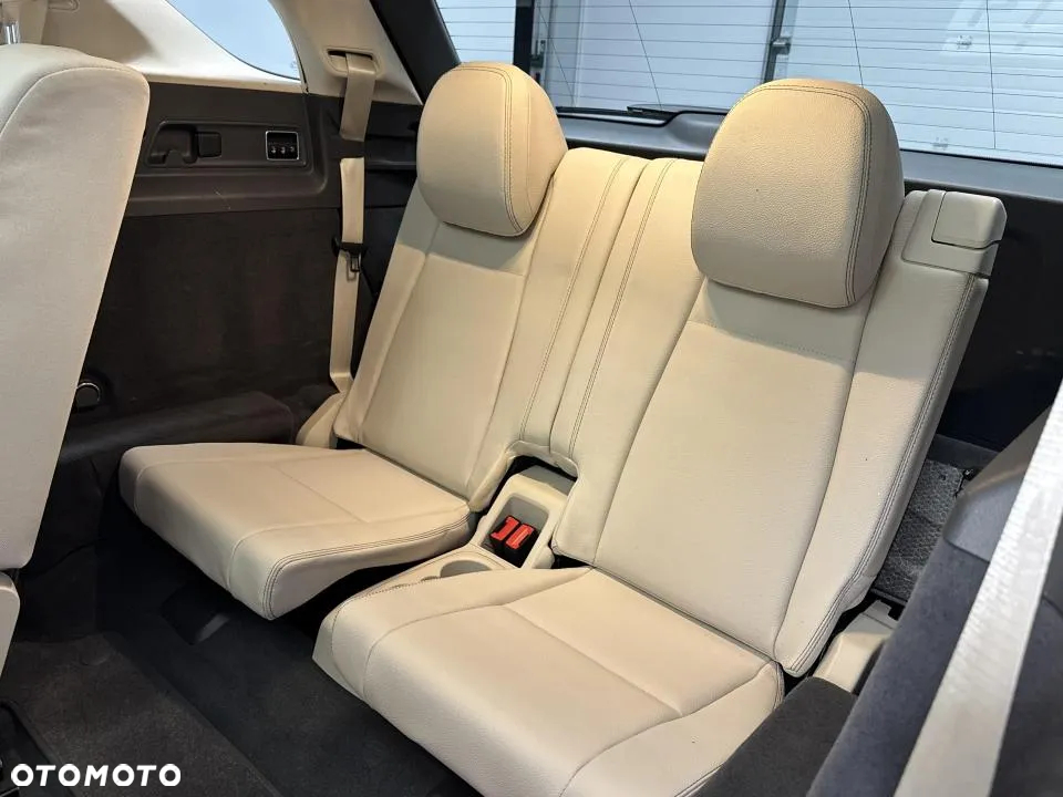Mercedes-Benz GLE - 25