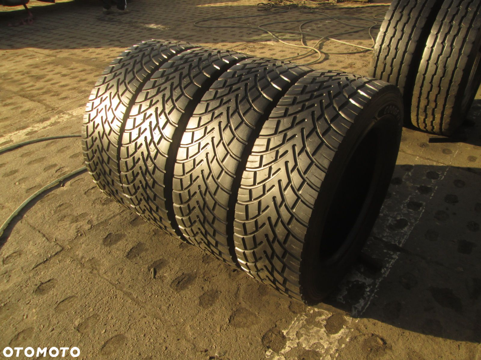 Opony ciężarowe 295/60/22.5 Goodyear ULTRA GRIP MAX D. Opony ciężarowe - 6