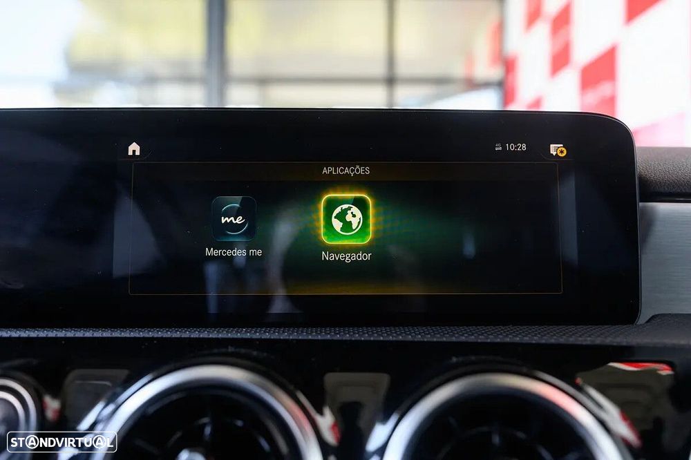 Mercedes-Benz A 180 Limousine d AMG Line Aut. - 52