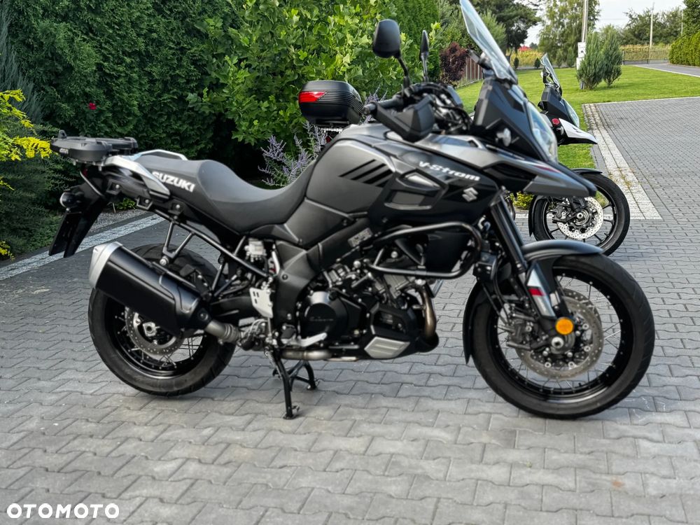Suzuki V-STROM - 4
