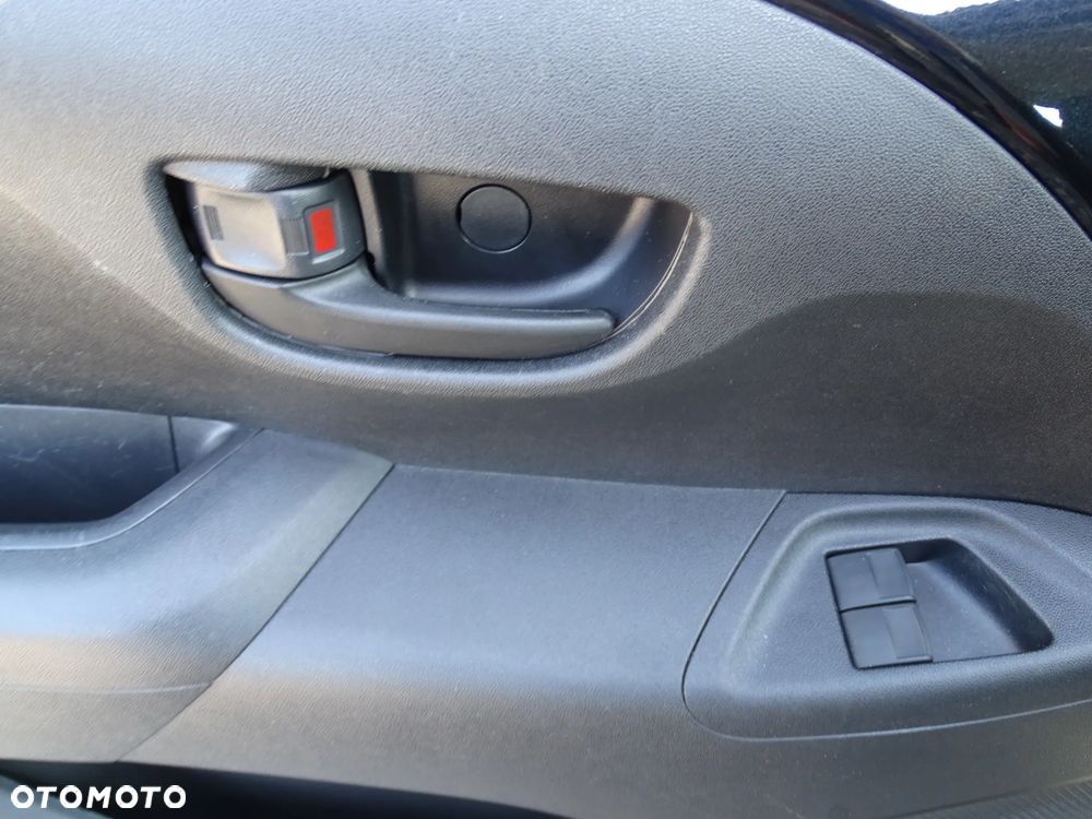 Citroën C1 VTi 68 SELECTION - 25