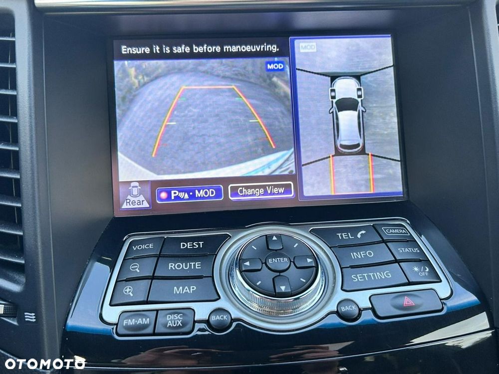 Infiniti QX70 3.7 AWD S Premium - 38