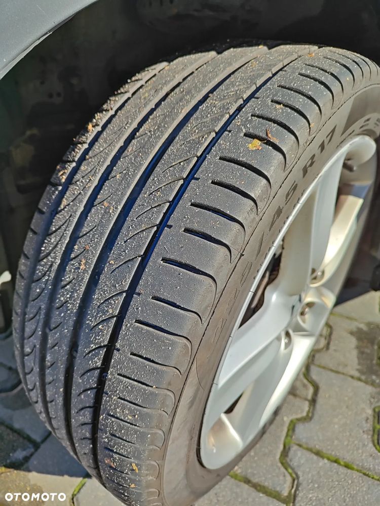 Honda Civic 1.8 LX Coupe - 18