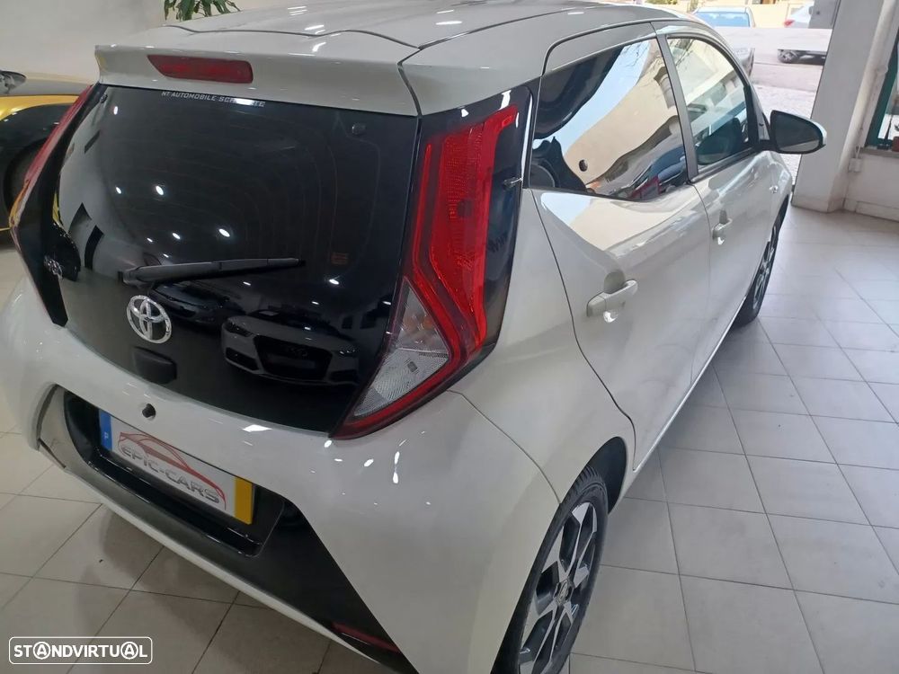 Toyota Aygo 1.0 X-Clusiv - 8