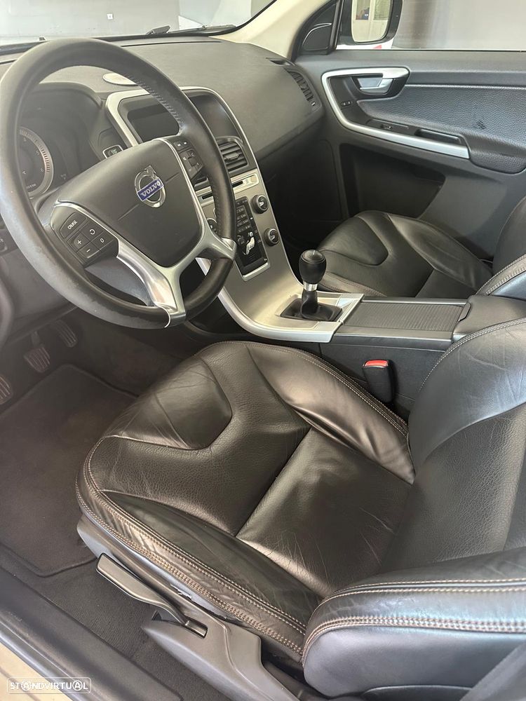 Volvo XC 60 2.0 D3 Drive Start/Stop - 26