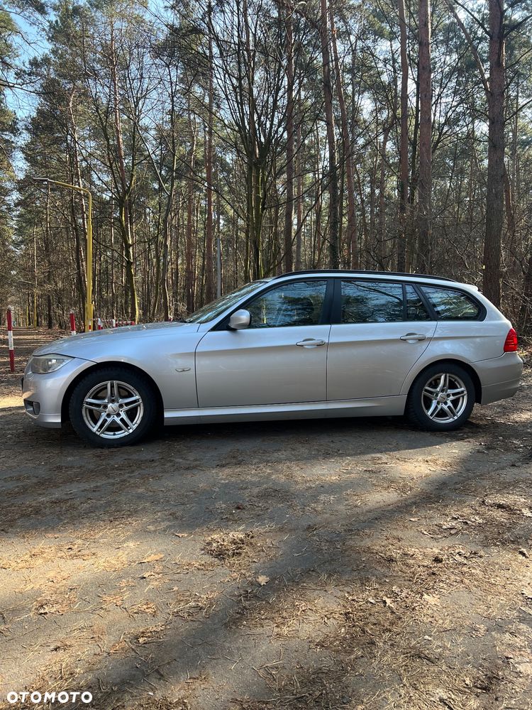 BMW Seria 3 318d DPF - 2