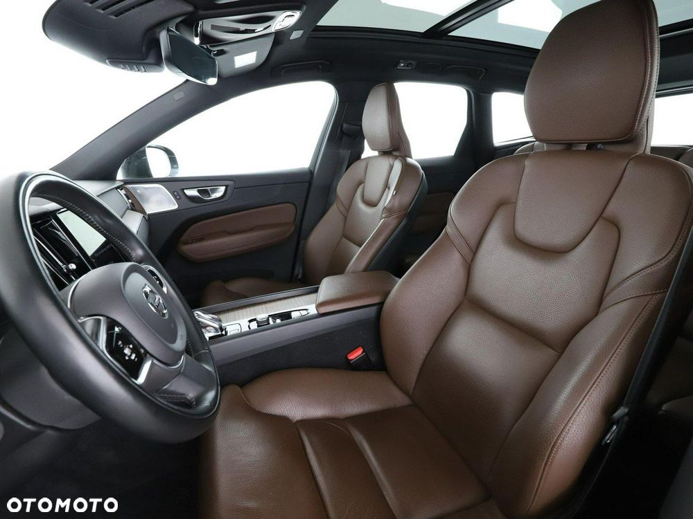 Volvo XC 60 T6 AWD Recharge Geartronic Inscription - 14