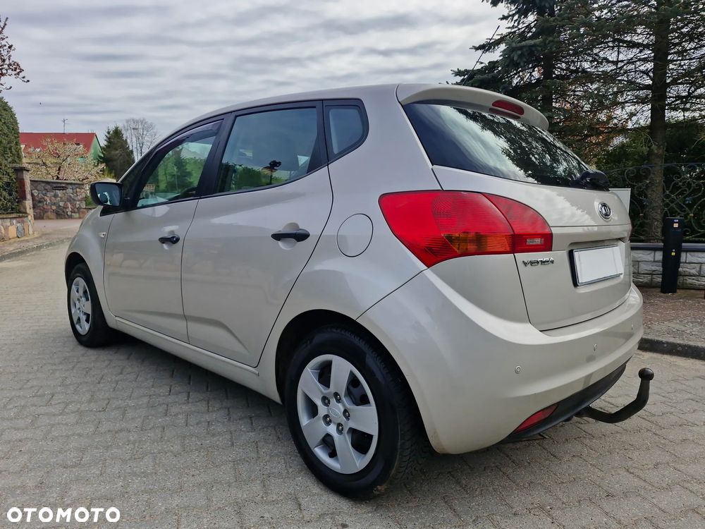 Kia Venga 1.4 CVVT Vision - 12