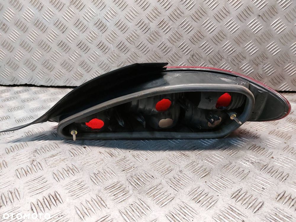 LAMPA LEWY TYŁ PEUGEOT 406 COUPE 2289G - 2